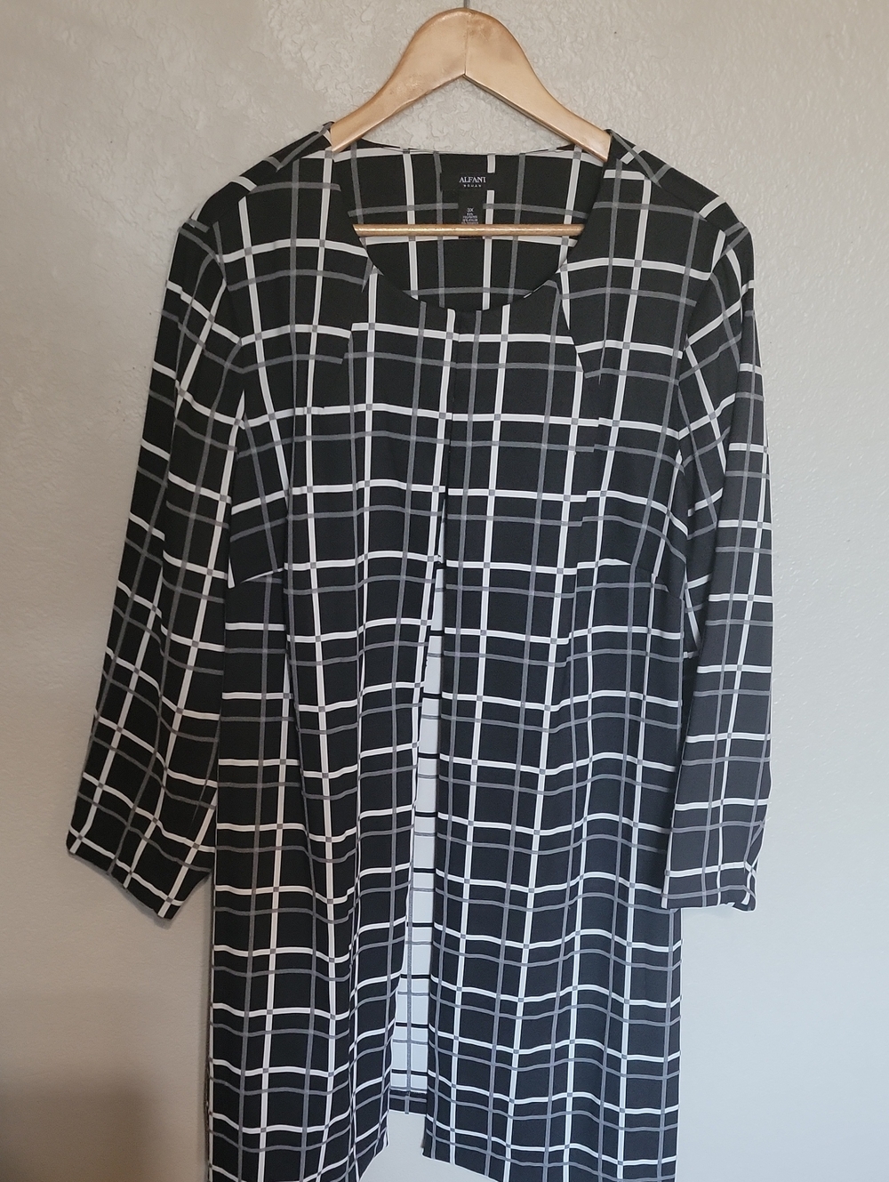 Alfani Black & White Windowpane Long Sleeve Open-Front Dress